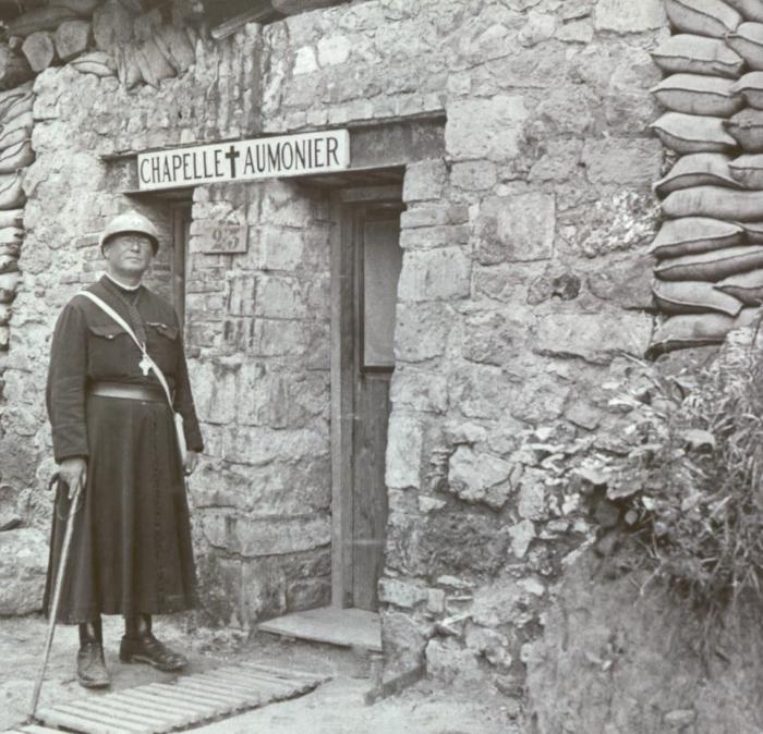 Les prêtres en 1914 furent souvent promus sous-officiers ou officiers