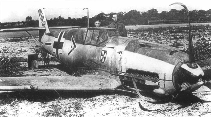 Avion de chasse allemand abattu pendant la bataille des convois en 1940