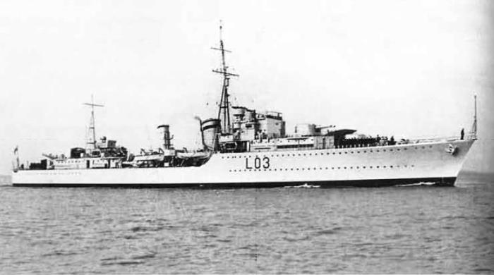 L'équipage du Bismarck est démoralisé par l'attaque des destroyers