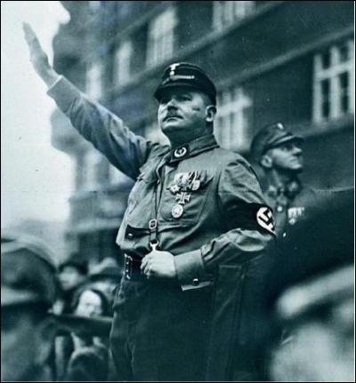 L’exécution de Röhm par Hitler