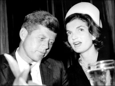 Kennedy avait besoin non seulement de la cortisone, mais aussi de dopants