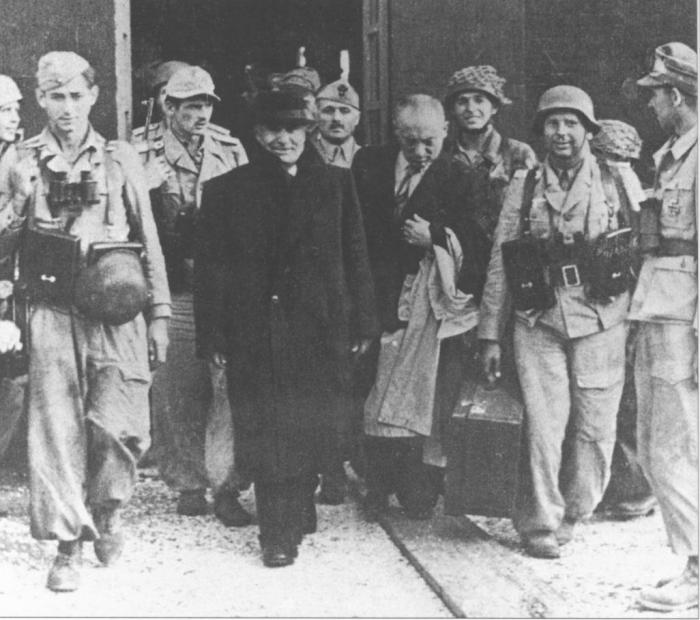 Les allemands libèrent Mussolini